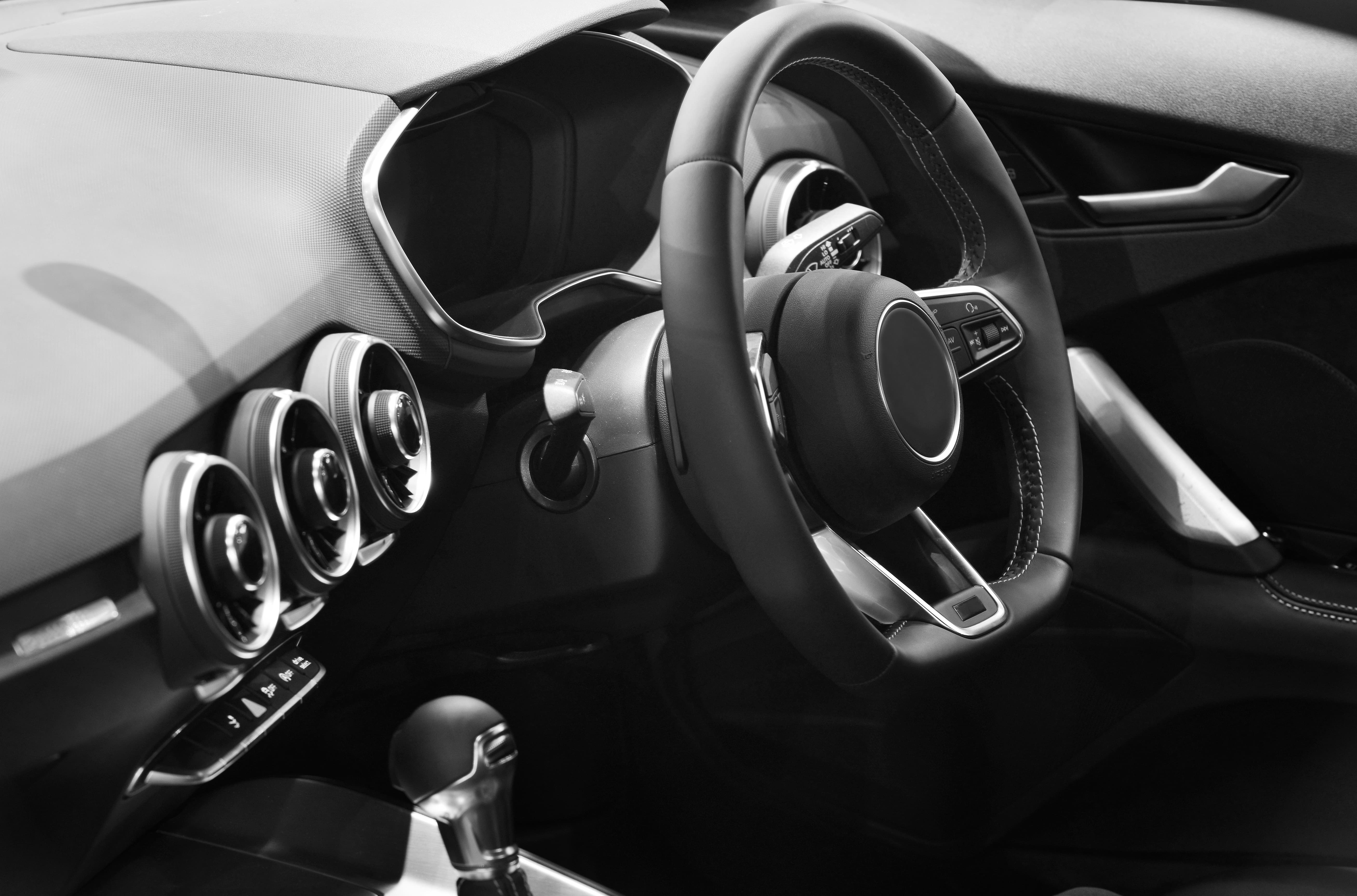 Cockpit & trim detail